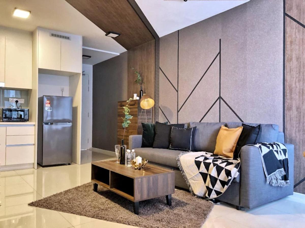 קואלה לומפור Modern Industrial Duplex Loft- Ekocheras-Mrt 3Pax מראה חיצוני תמונה
